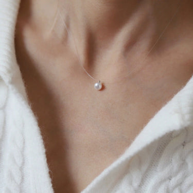 floating-pearl-invisible-necklace-18k-plated