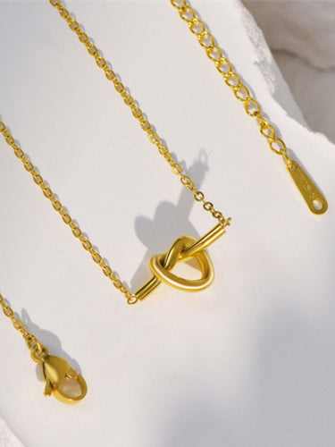Touch Me Knot Pendant Chain
