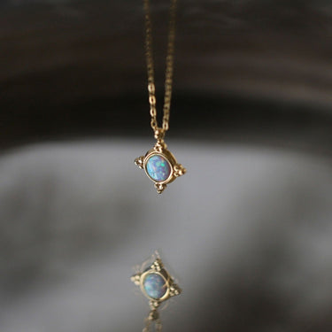 aura-opal-blue-pendant-18k-plated