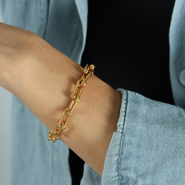 U-Shaped Loop Bracelet