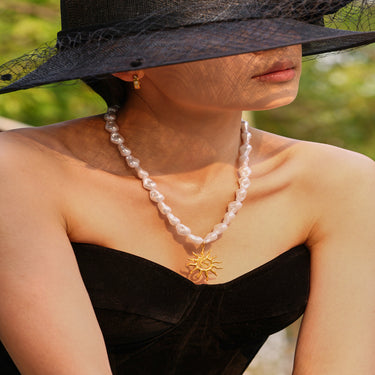 Solmare Pearl and Sun Necklace | 18K Plated