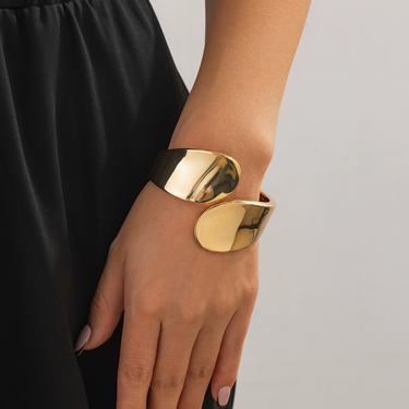 Leya Oval Open Bangle Bracelet