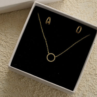 18k-eternal-loop-pendant-necklace-and-earrings-set