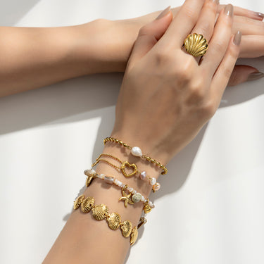 Heart Pearl Bracelet modell immage