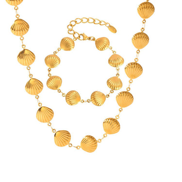 Aquastreet Shell Bracelet and Necklace Set