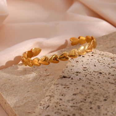 Layla Heart Cuff | 18K Plated