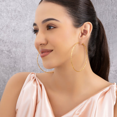 Long hoops earrings 