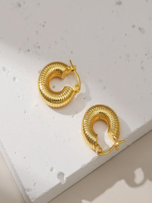Cori Ribbed Mini Hoops | 18K Plated