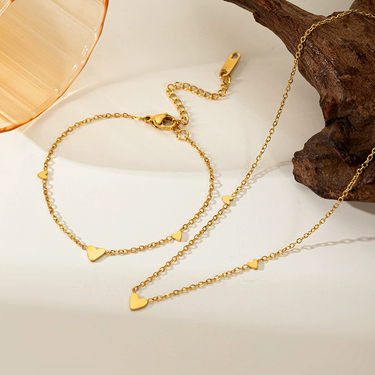 Amoura Heart Chain Necklace Set | 18K Plated