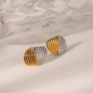 Two tone Duet shell earring