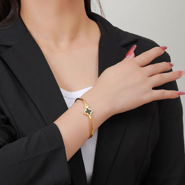 Saige Clover Zircon Bracelet | 18K Plated