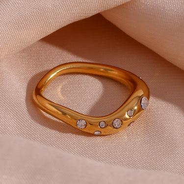 Zircon Wavy Ring | 18K Plated