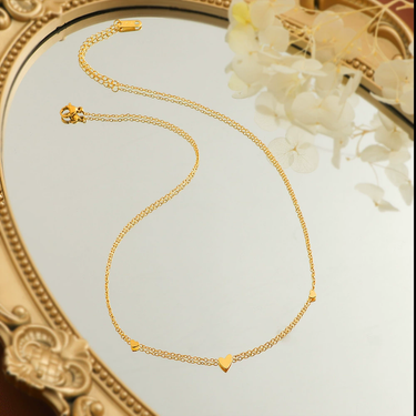 Amoura Heart Chain Necklace | 18K Plated
