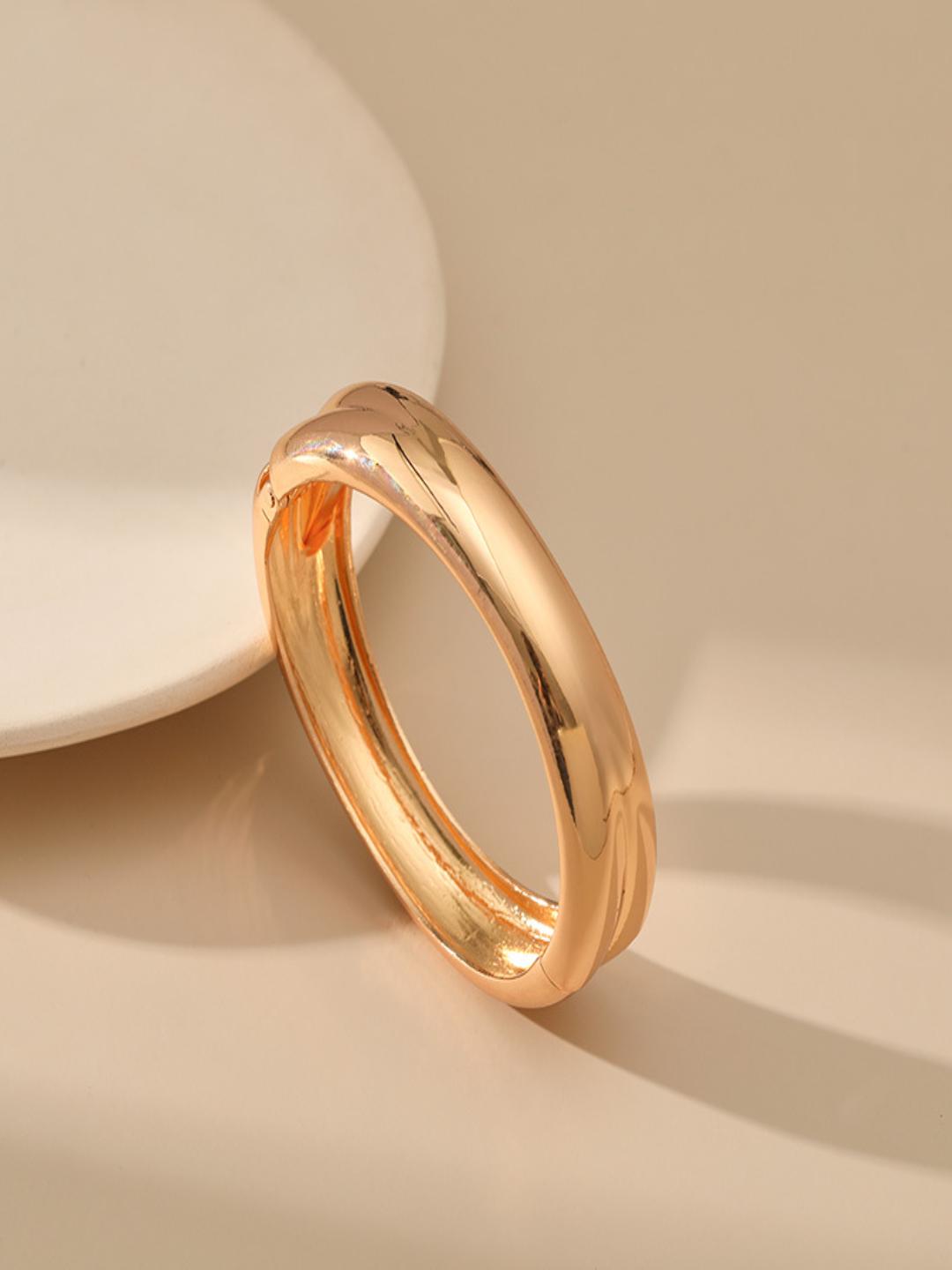 Bailey Openable Kada Bracelet | 18K Plated