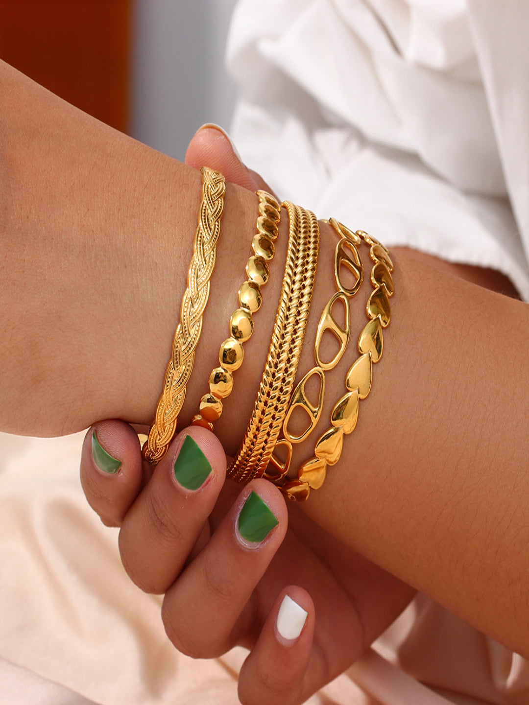 Layla Heart Cuff | 18K Plated
