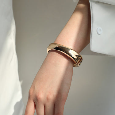 Bailey Openable Kada Bracelet | 18K Plated