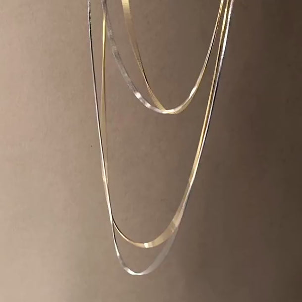 Nyra Dual Layered chain Video